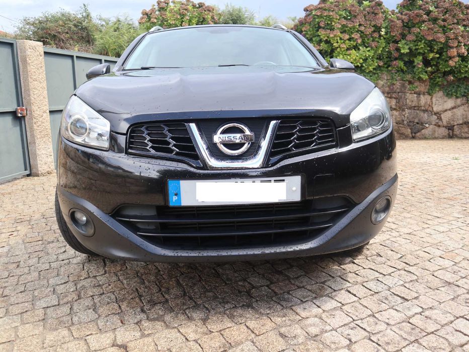Nissan Qashqai + 2 Tecna Sport Version