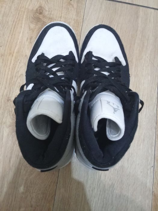 Air Jordan 1 Mid Se