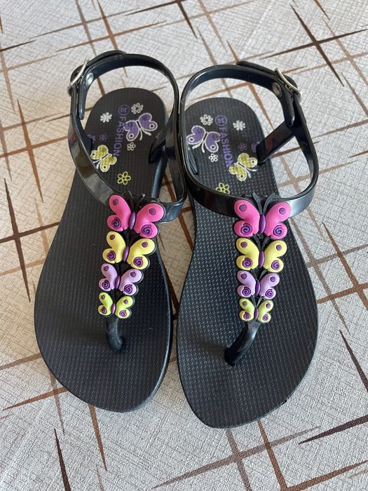 Sandálias menina 27 NOVAS
