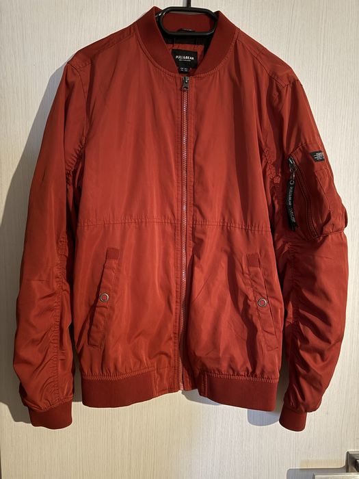 Оранжевая куртка Pull & bear