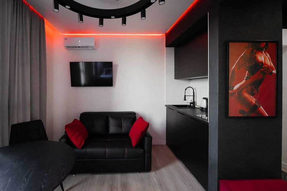 #1211 Квартира подобово/помісячно. Просп. Набережно-Рибальський 27