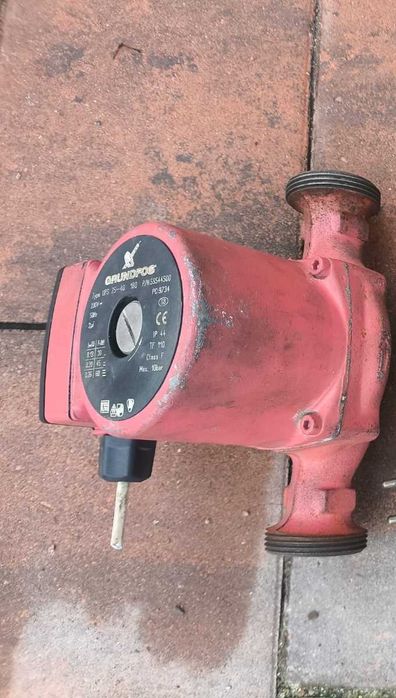 Pompa Obiegowa Centralnego Ogrzewania c.o. Grundfos UPS 25-40