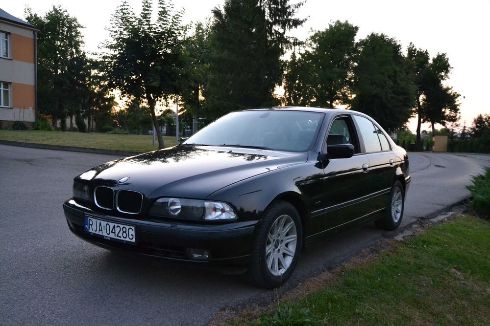 BMW E39 520D Sedan