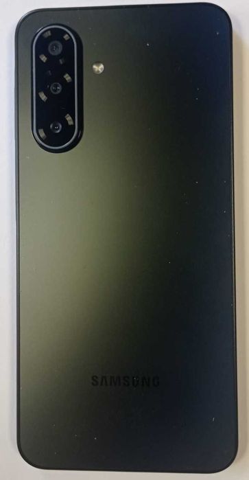 Samsung Galaxy A17 5G (8GB RAM, 128GB)— Como Novo (Garantia e Fatura)  Estado: Usado (1 mês de uso, rigorosamente impecável)