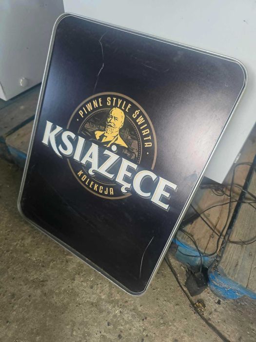 Neon reklama książęce