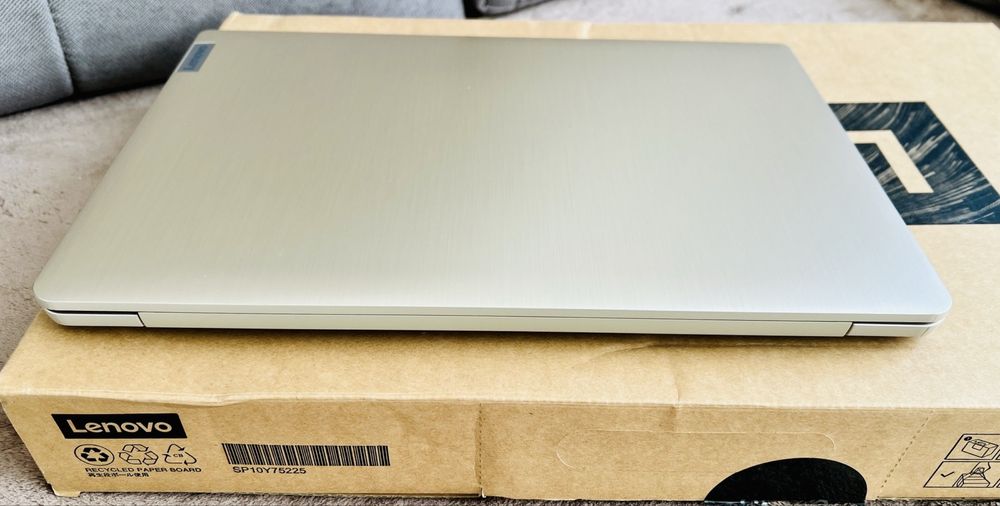 Lenovo IdeaPad 3 15ALC6 продам ноутбук