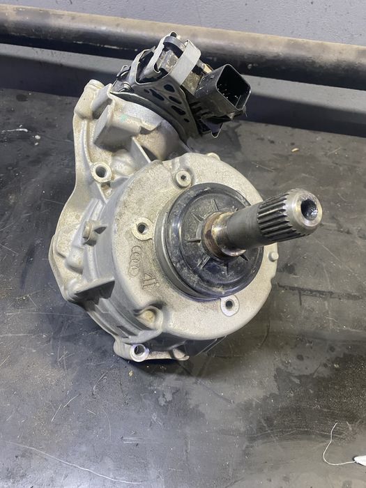 Муфта повного приводу роздатка редуктор диференціал audi q5 80a