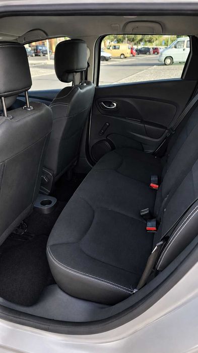 Renault Clio IV 1.5 dCi Confort | Diesel | 2015 | 184.947 km | Portimão