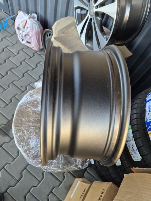 Продаж оригінальних дисків на Mercedes 7, 5JXR16 ET45,5