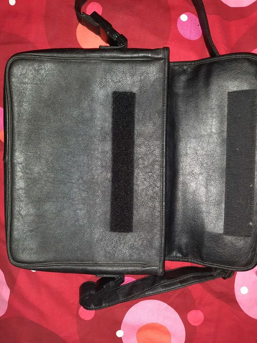 Сумка для ноутбука або нетбука