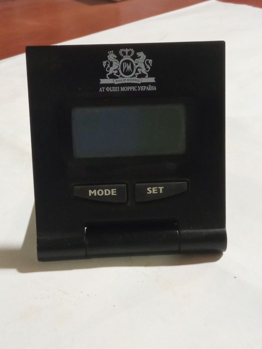 Часы будильники электронные