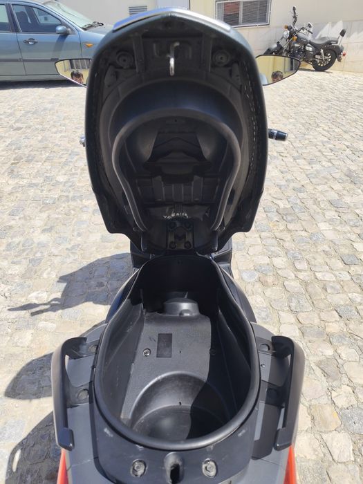 Yamaha X Max 125
