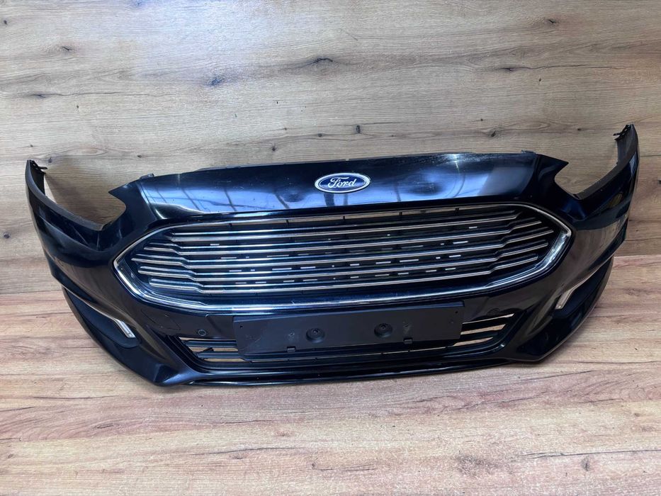 Zderzak przedni Ford Modeno Mk5 4x pdc kolor bc
