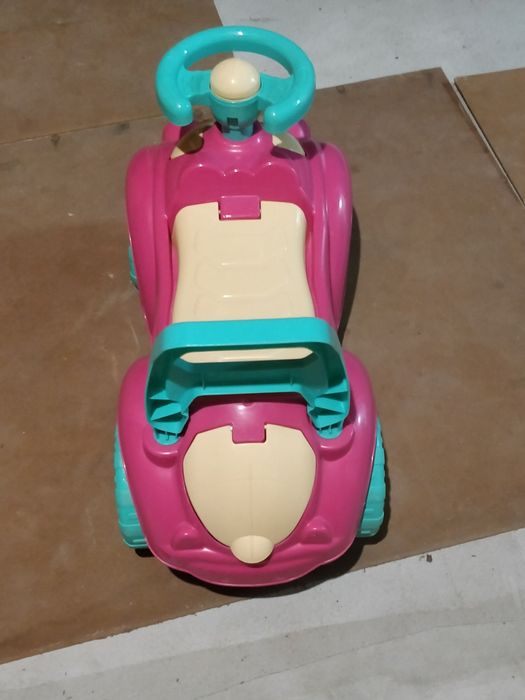 Толокар-машинка .