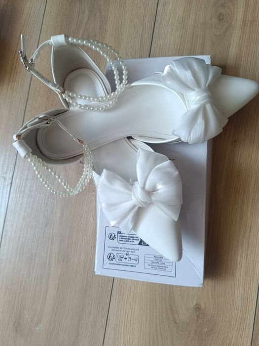 Sprzedam buty ślubne