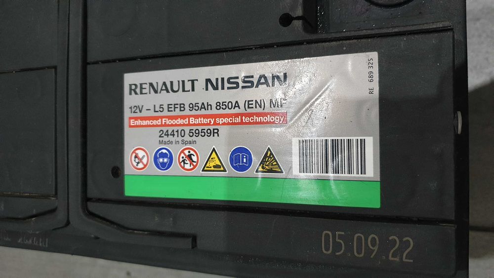Akumulator używany VARTA RENAULT NISSAN EFB OE 12V 95AH 850A