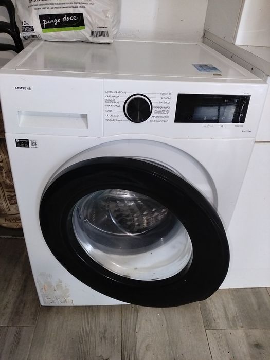 Máquina lavar roupa