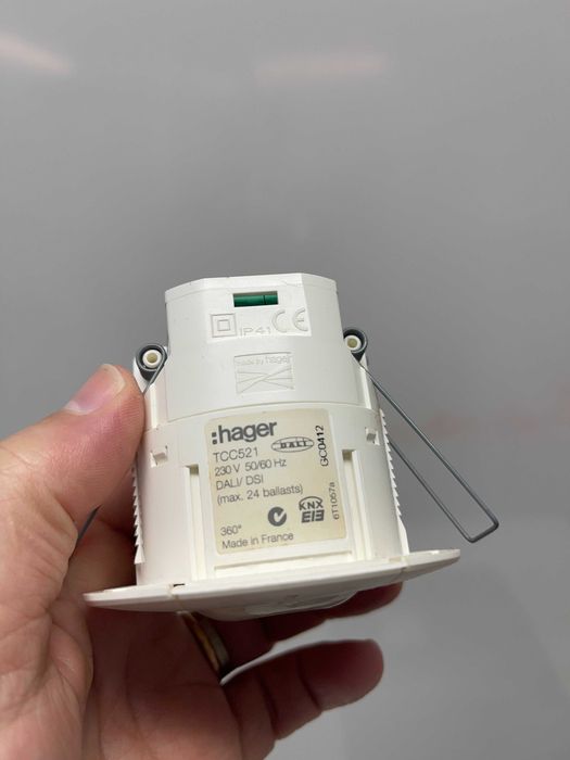 Equipamento de domótica para controlo da sua casa