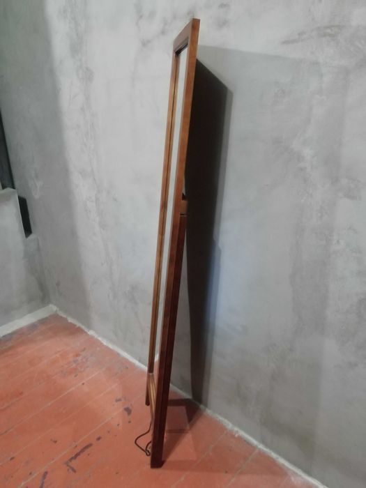 Дзеркало в вітальню шоурум магазин в дубовій рамі Італія