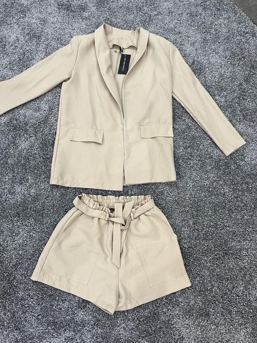 Жіночий костюм, костюм 46-48, костюм двійка, піджак та шорти, костюм