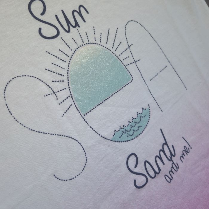 Майка на дівчинку