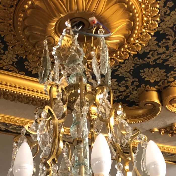 Pałacowy duży żyrandol JASNY BRĄZ + KRYSZTAŁ