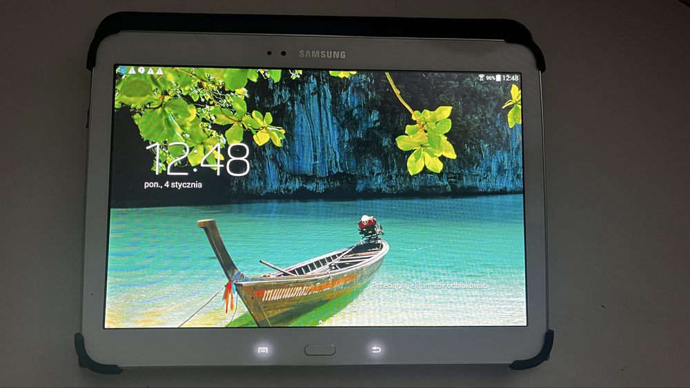 Tablet- Samsung Galaxy Tab 4
