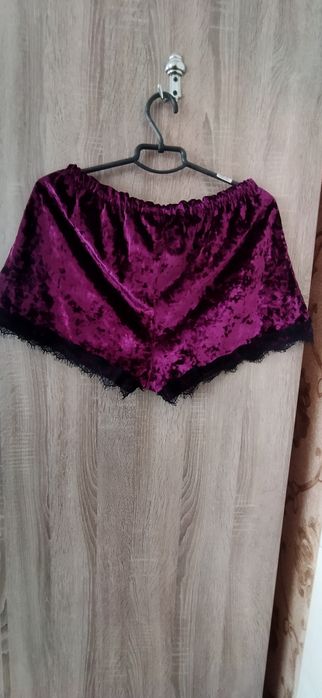 Б/у піжама фіолетового кольору з переливом