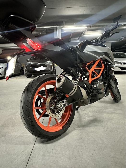 KTM DUKE 390 - Ano 2021