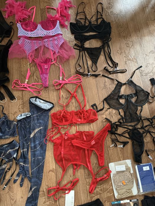 Еротична білизна белье ліф труси панчохи пояс гартери перчатки