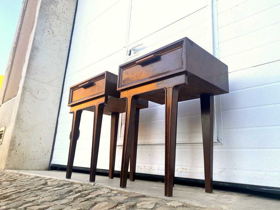 Mesa olaio vintage em fase de restauro 42comp x 35,5prof x 60alt