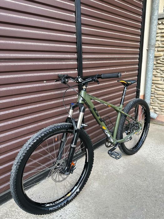 Гірський Велосипед GT PAINTERA ELITE 27.5+ / Велосипед Гірський
