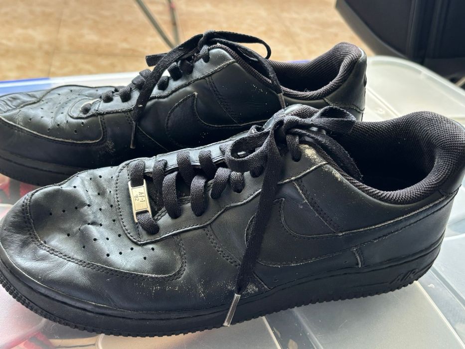 Nike Air Force 1 – All Black (2007) – Tamanho 45