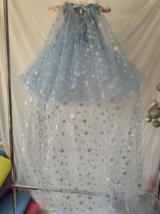 Платье на девочку 4-5 лет пышное блестящее  нарядное платье Эльзы