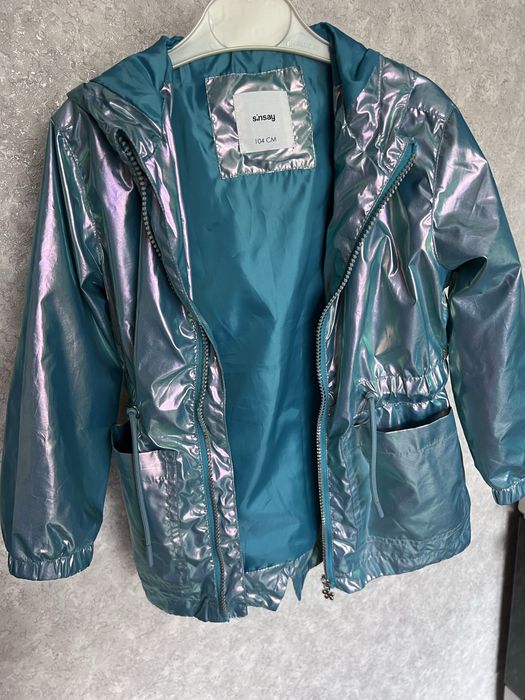 Кутрка /вітрівка 104  на 4-5 років