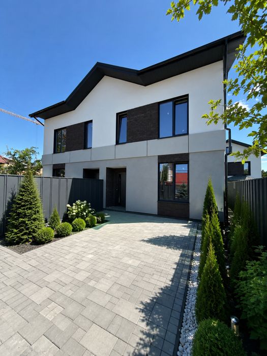 Продам газифікований дуплекс біля парку «Незнайко»! Центральні комунікації, зручна локація, зелений район та комфортне життя в Ірпені.