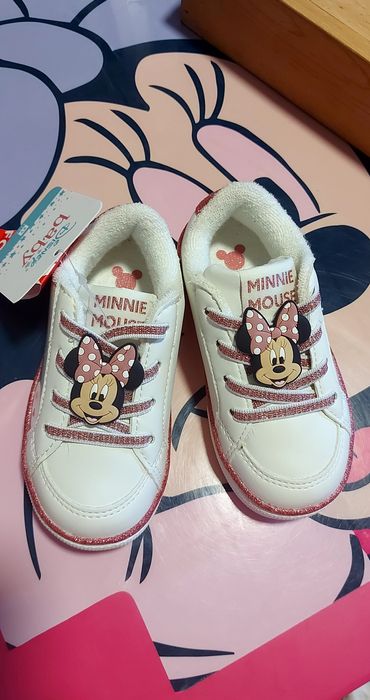 Tenis minnie NOVOS
