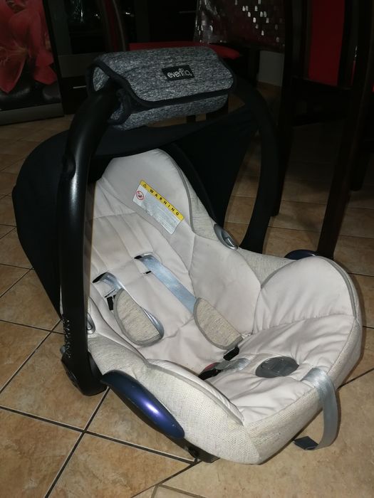 Nosidełko fotelik maxi cosi isofix