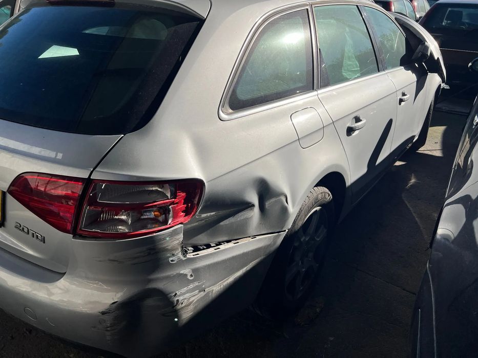 Para peças AUDI A4 Avant (8K5, B8)