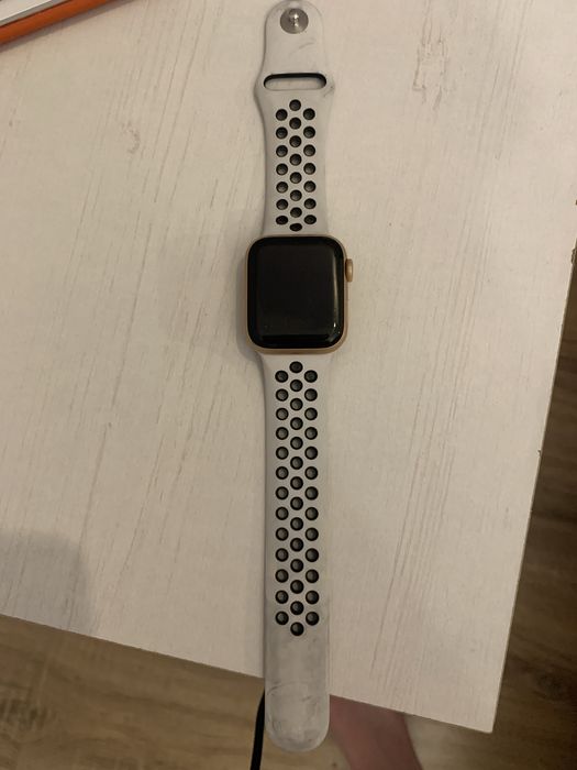 Apple Watch Series 5