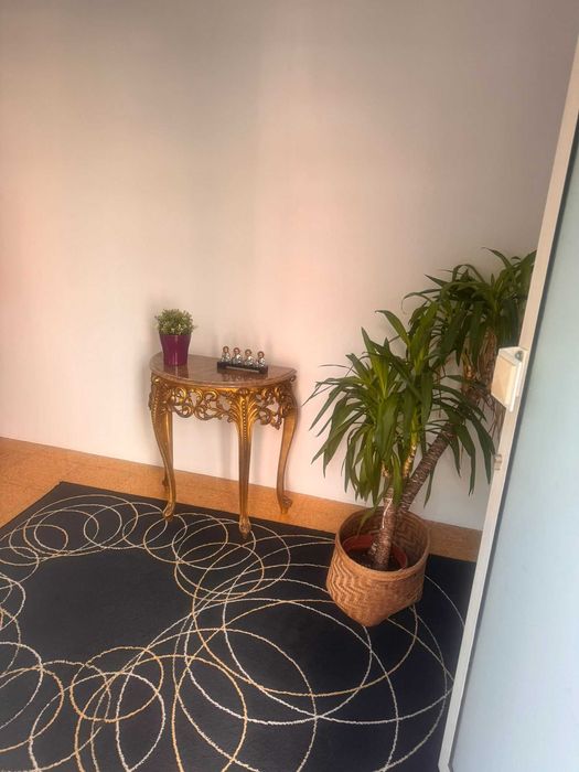 Quarto para Arrendar em Alfragide