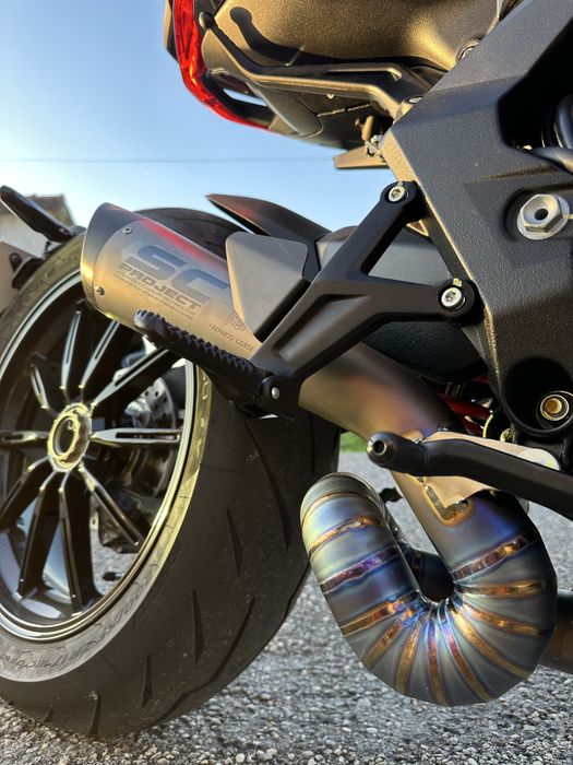 MV Agusta 800R Deagster