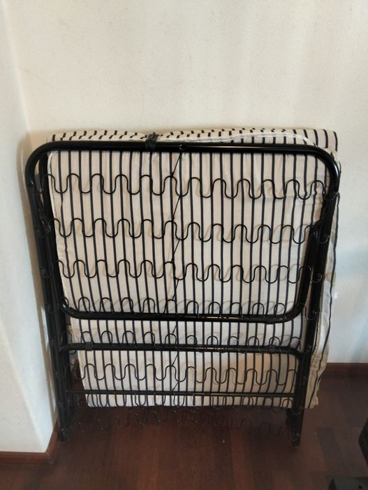 Cambalhota, cama, sofá