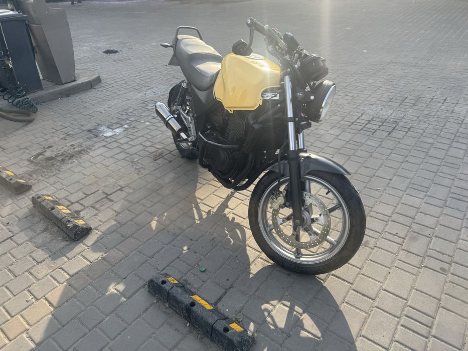 Продам Honda cb500
