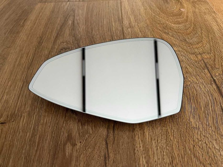 Скло дзеркала ліве водійське(США) на Audi A4 B9 (кат. но 8W0857535F)