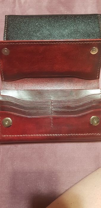 Продам женские кошельки из натуральной кожи.Ручная работа!