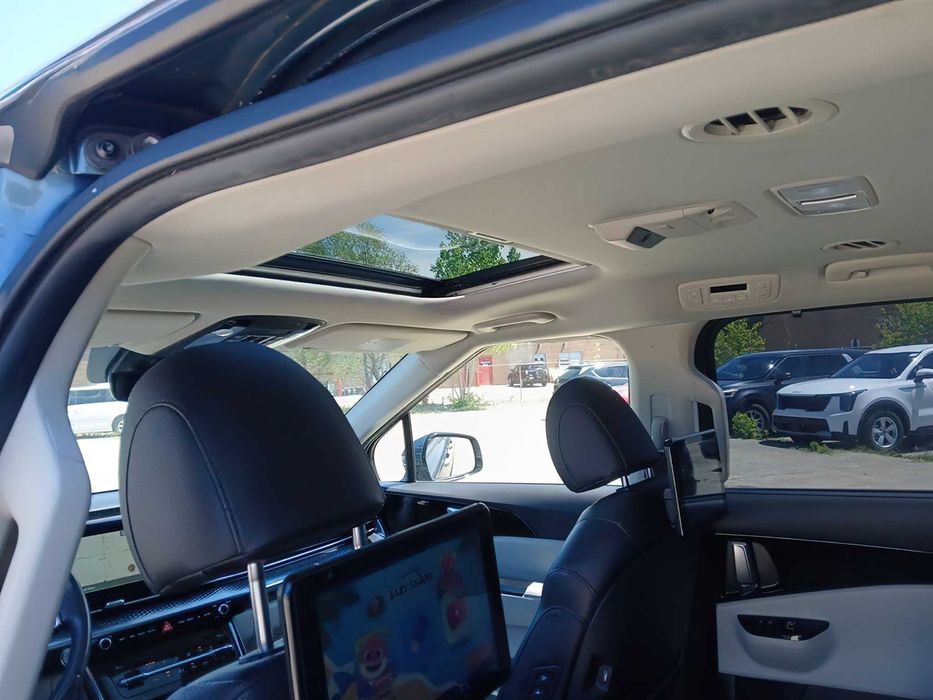 Kia Carnival SX      2022