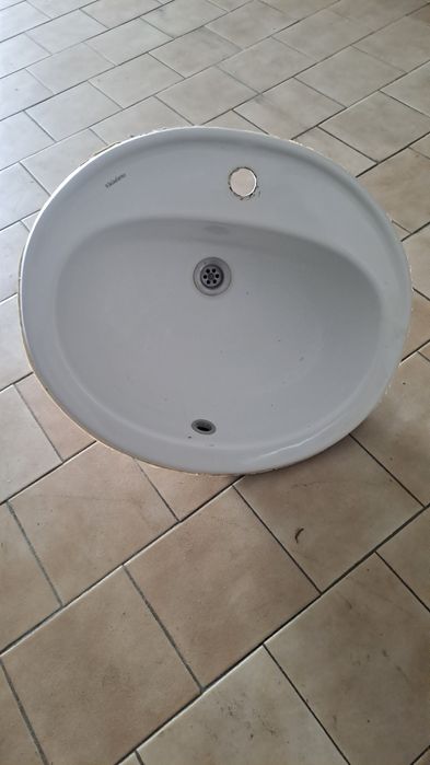 Lavatório de encastrar casa de banho