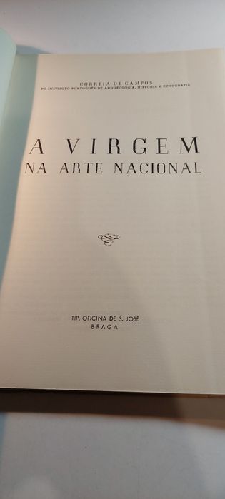 A Virgem na Arte Nacional - Correia de Campos (1956)