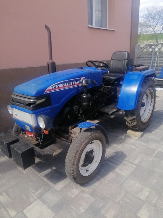 Трактор сінтай 240